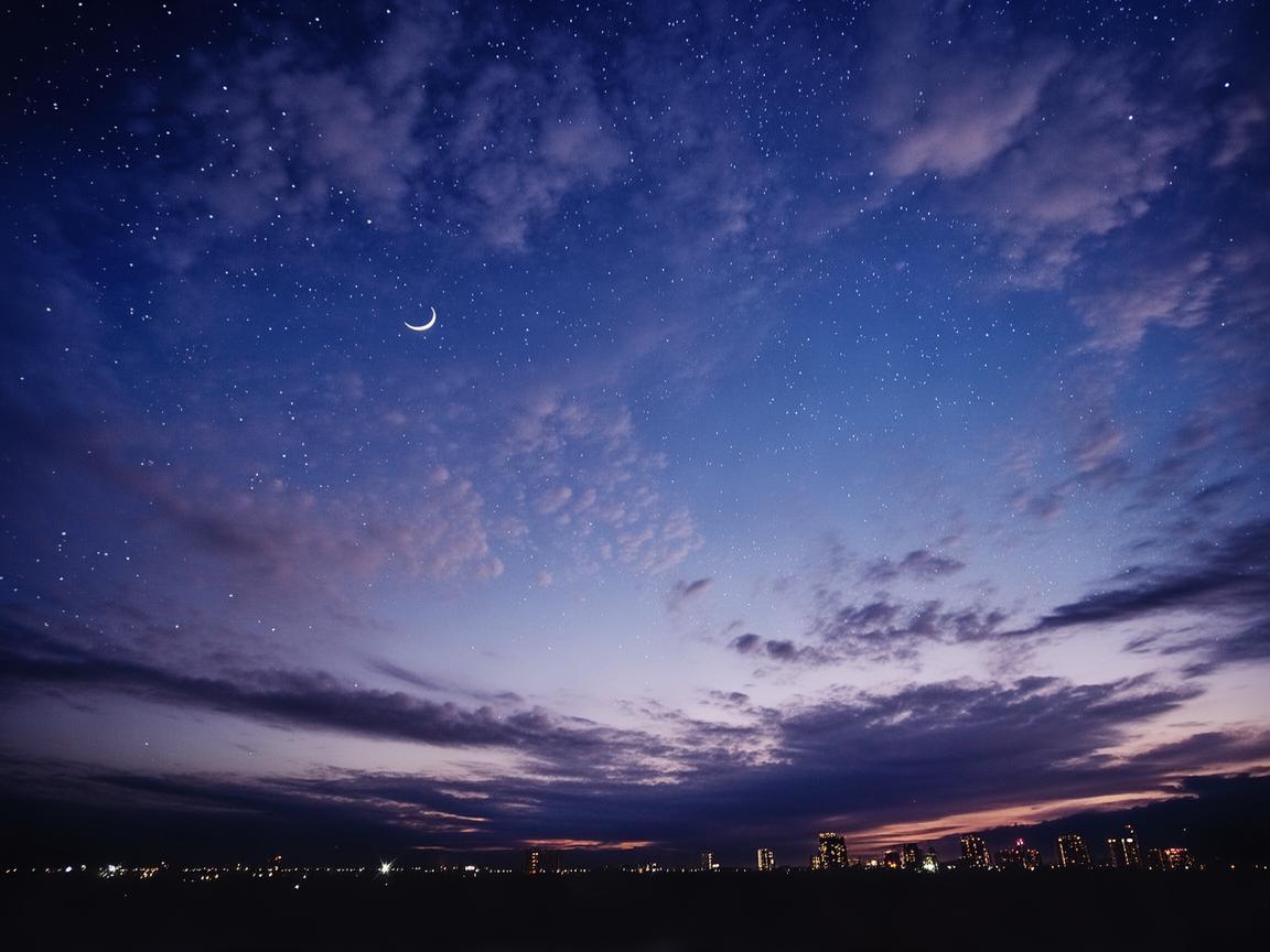 夜晚的天空很安静究竟是哪首歌? 夜晚的天空很安静究竟是哪首歌?